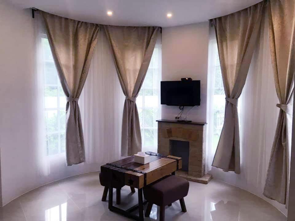 Je T'Aime Cafe & Villa 信武里府 外观 照片