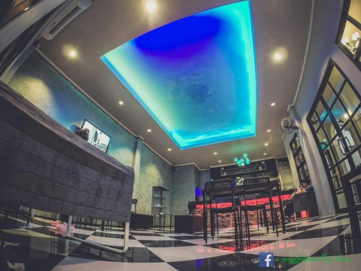 Je T'Aime Cafe & Villa 信武里府 外观 照片