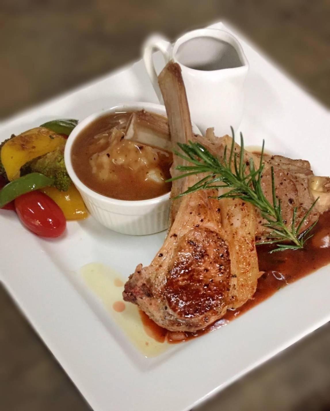 Je T'Aime Cafe & Villa 信武里府 外观 照片